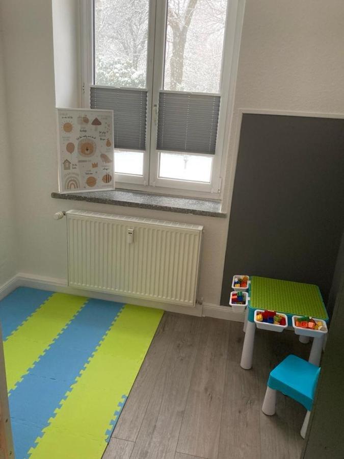 Familienwohnung Am Pfaffenteich Schwerin  Extérieur photo