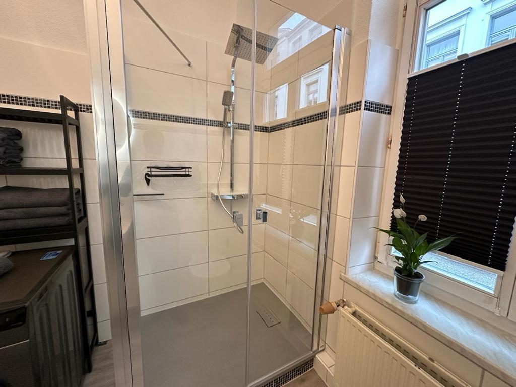 Familienwohnung Am Pfaffenteich Schwerin  Extérieur photo